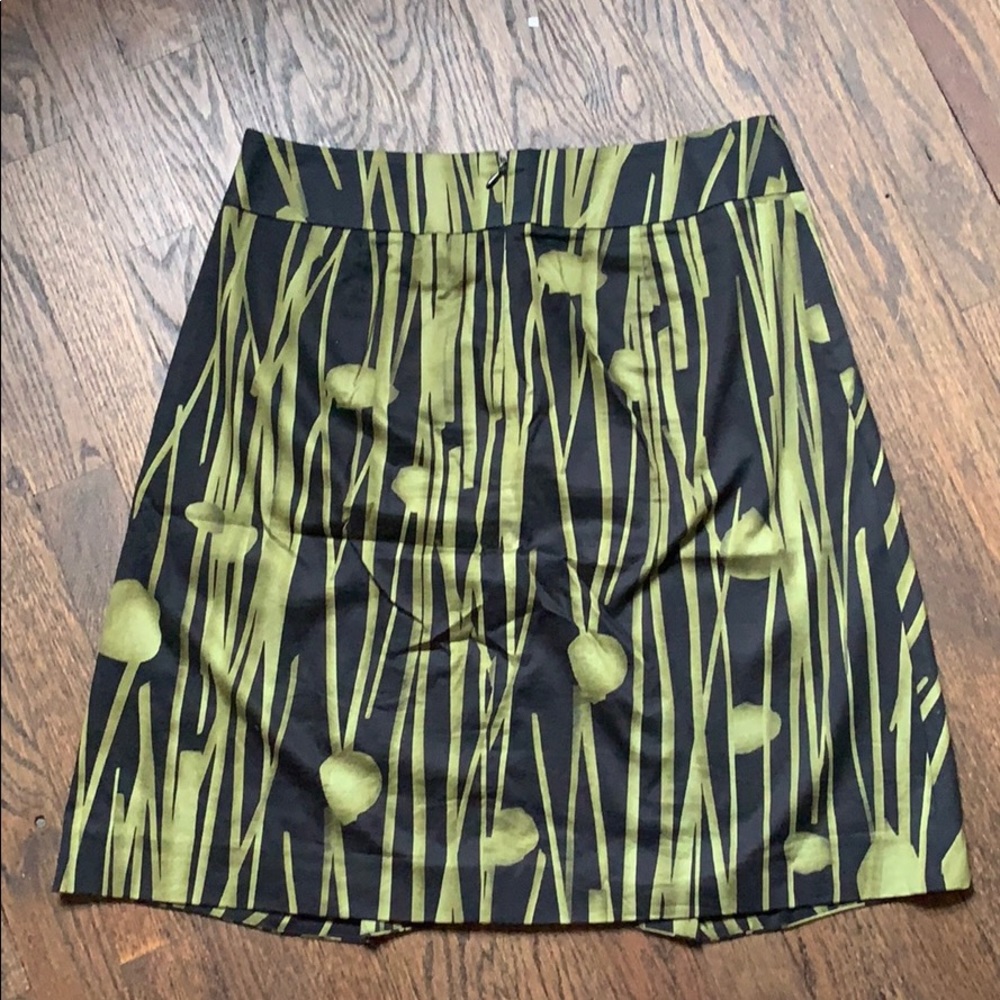 Kenneth Cole - Pocketed Skirt - Size 2